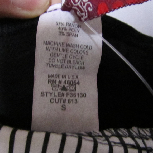 Threads Halter dress - Picture 6 of 7